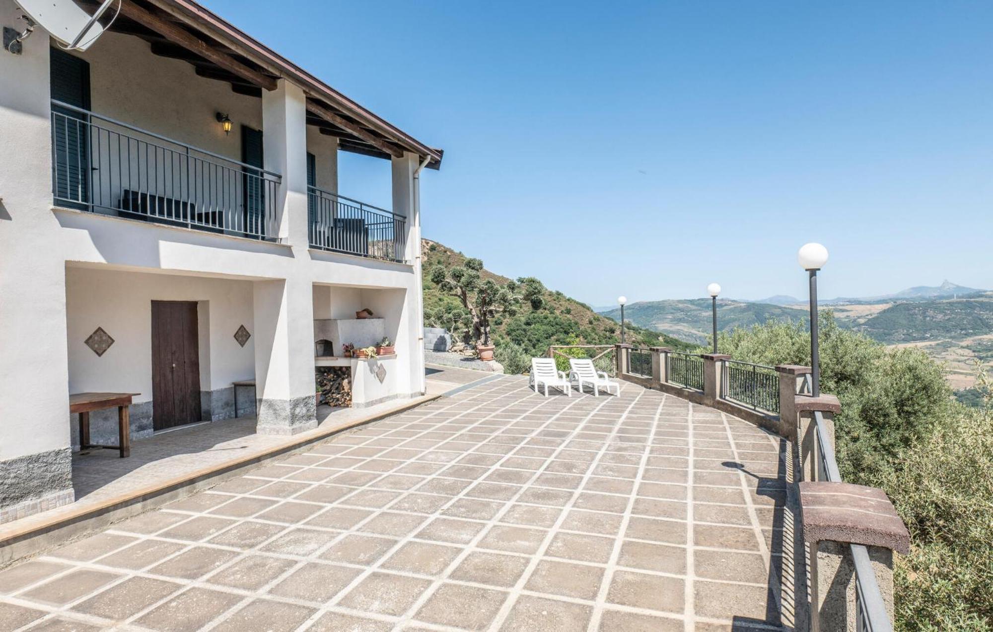 3 Bedroom Beautiful Home In Librizzi Dış mekan fotoğraf